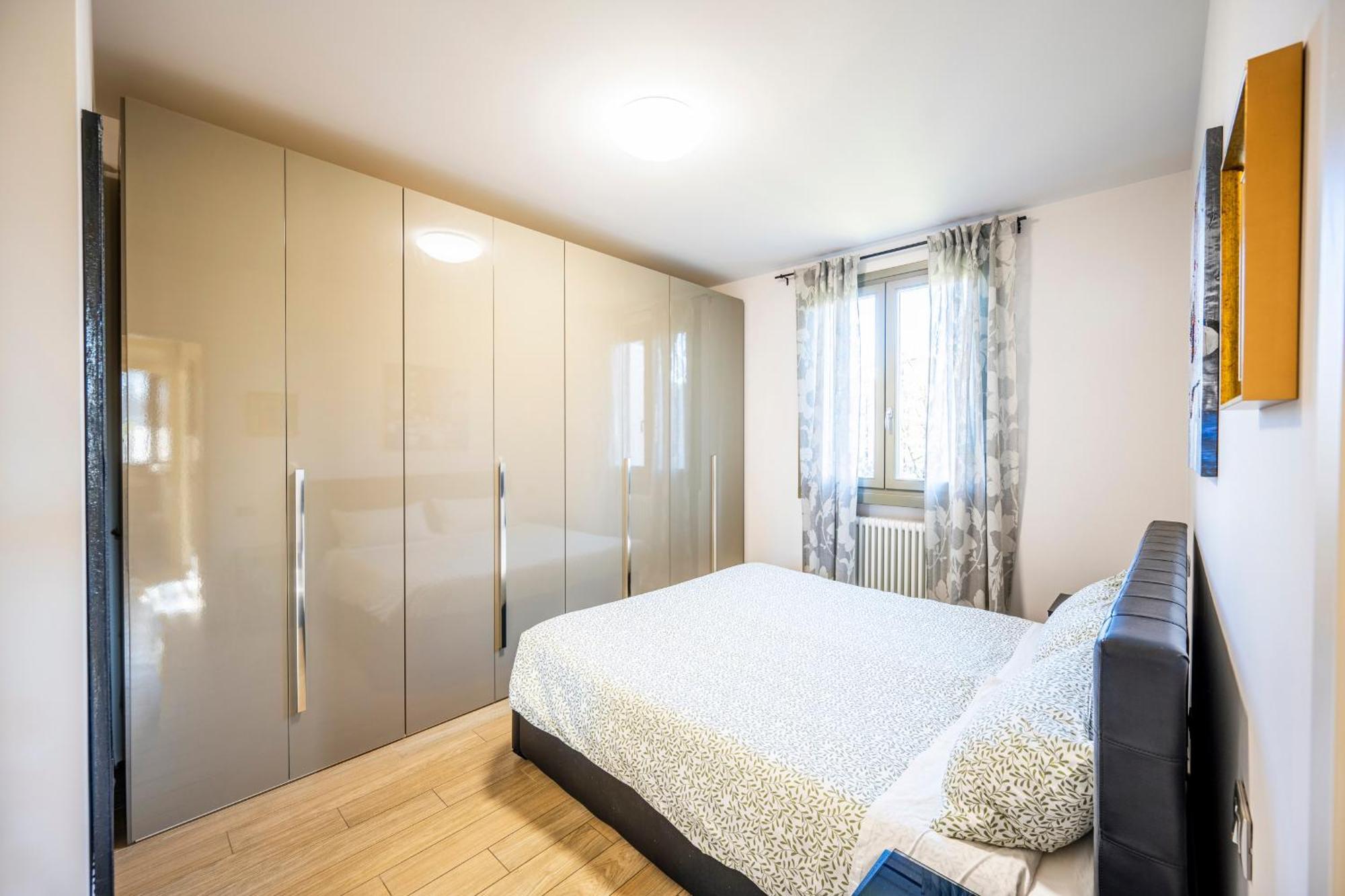 Balbi8 Lägenhet Parma Exteriör bild