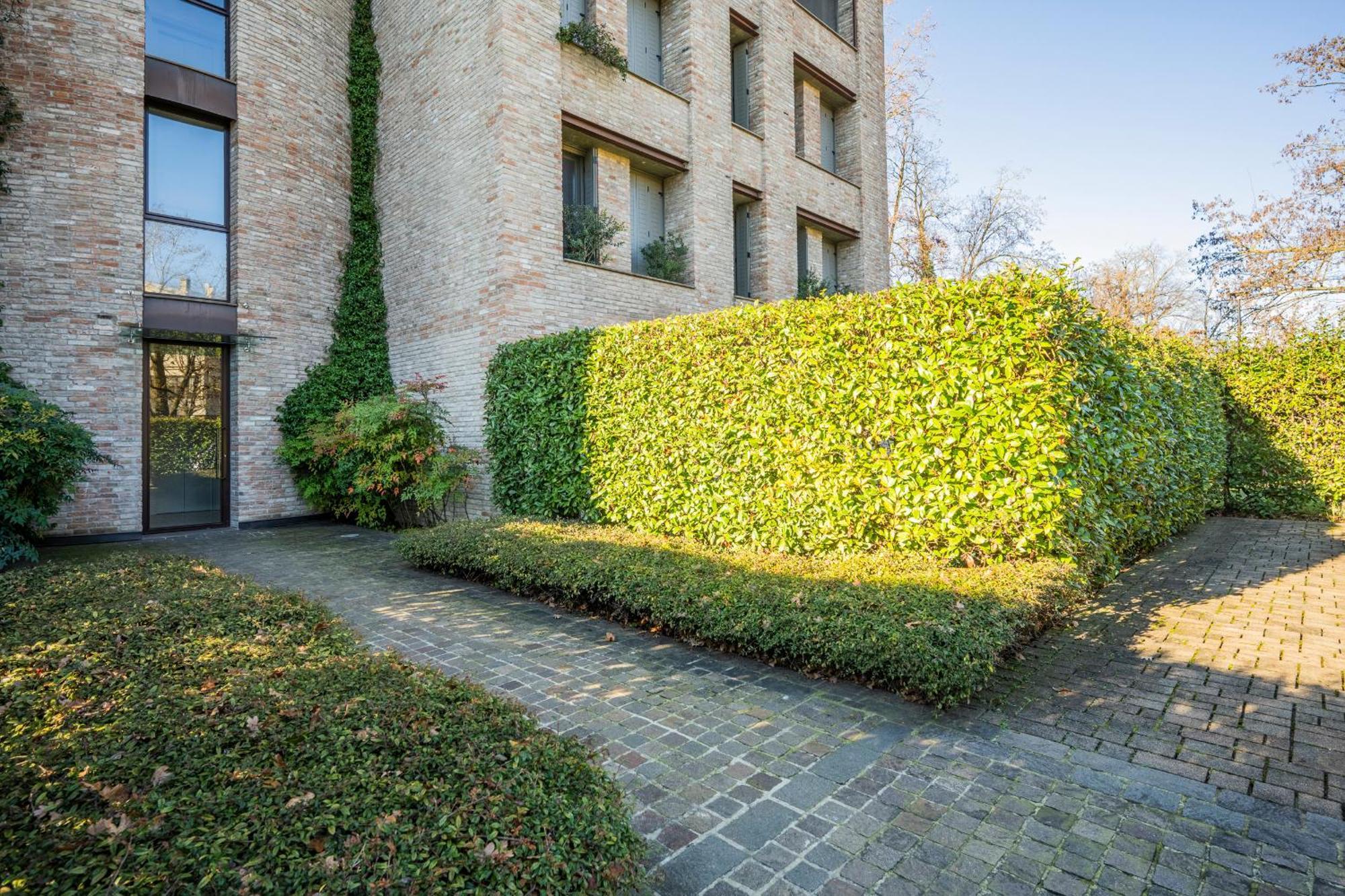 Balbi8 Lägenhet Parma Exteriör bild